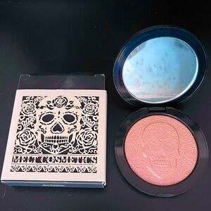 Brand New Melt Cosmetics Sugar Skull Amor Eterno Collection Highlighter